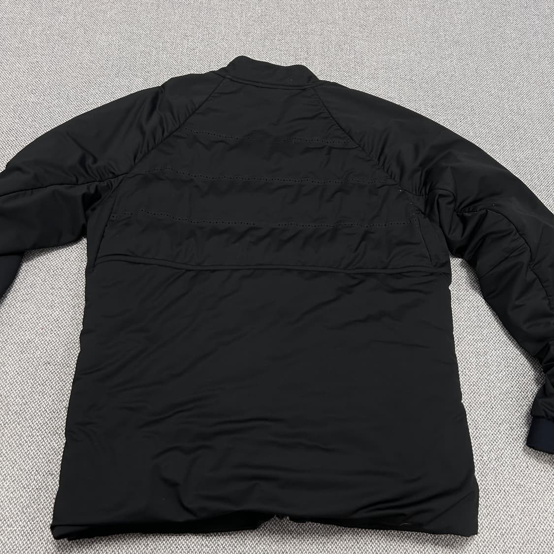 나이키 에어로로프트 솔로스우시 자켓(M) 상품이미지6