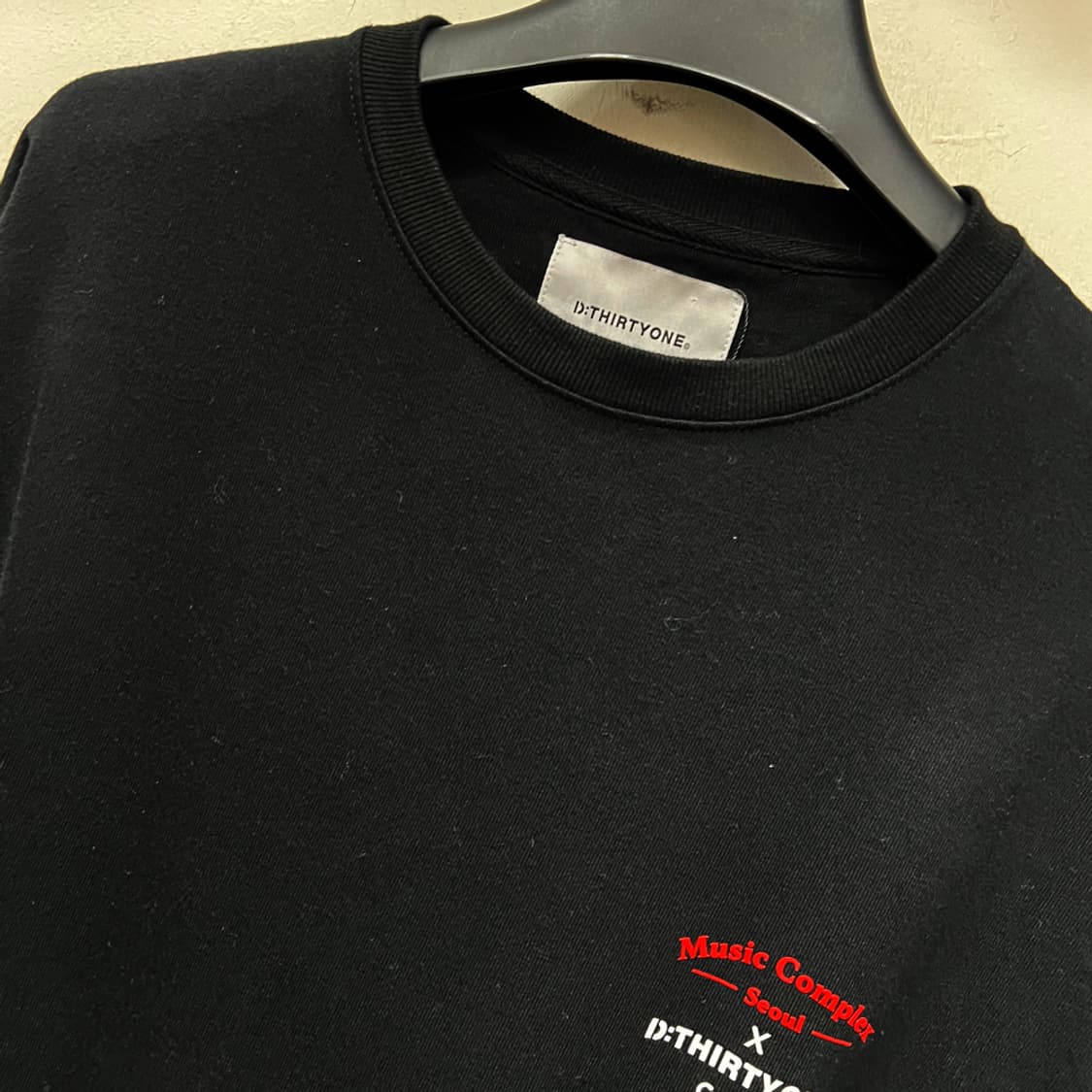 디써티원 x 뮤직컴플렉스 긴팔 롱슬리브 2XL급 상품이미지4