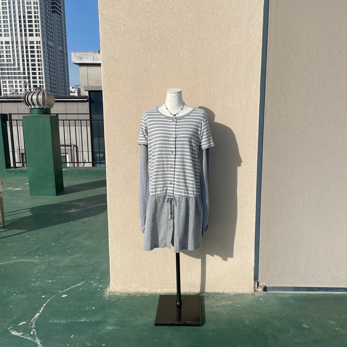 그레이 스트라이프 원피스 세트 상품이미지1