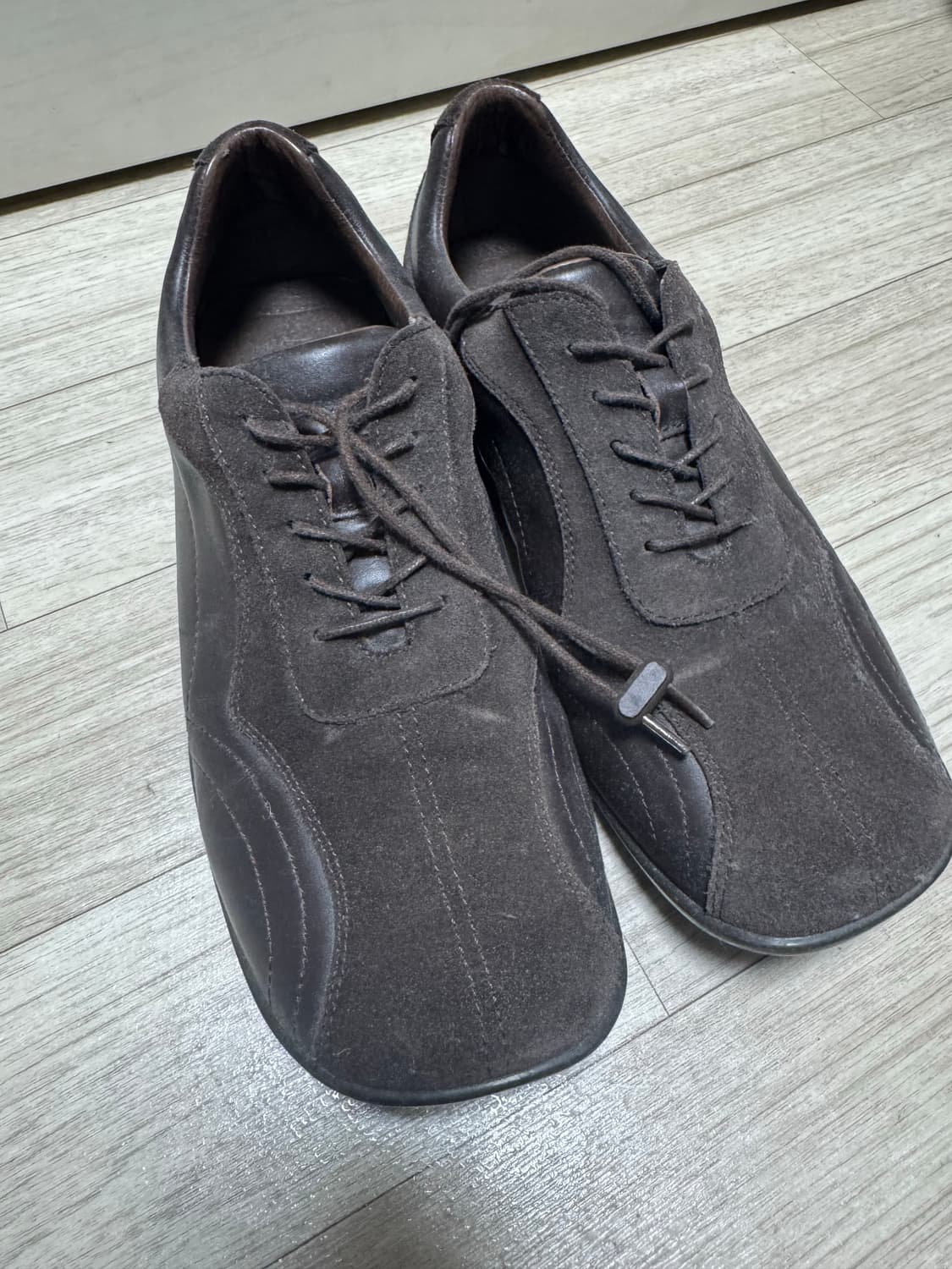 페몬트 스퀘어 브라운 판매합니다 상품이미지2