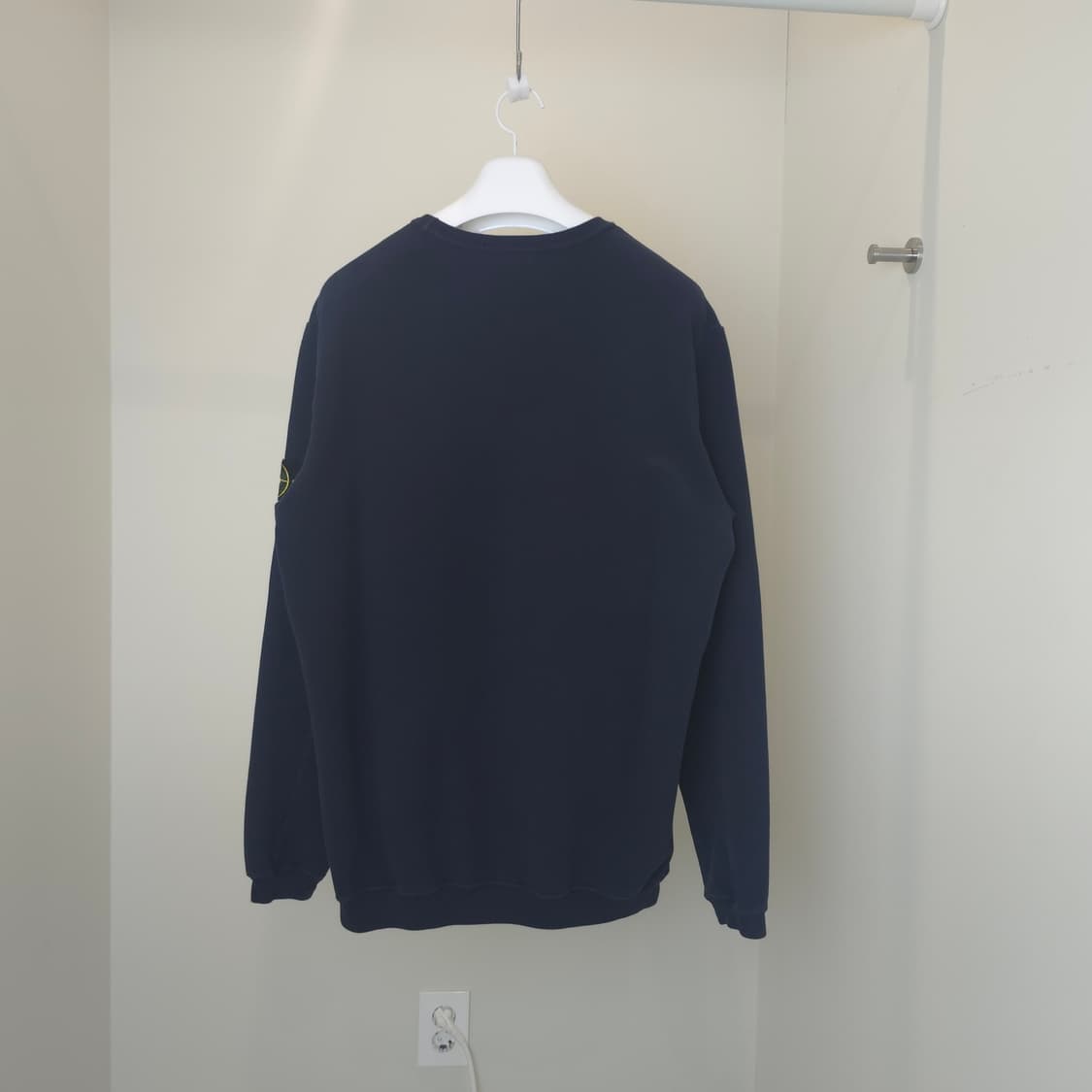 [중고/정품] 스톤아일랜드 맨투맨 네이비 상품이미지4