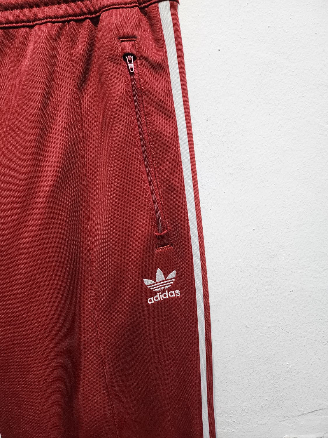 아디다스 베켄바우어 버건디 트랙팬츠 상품이미지3