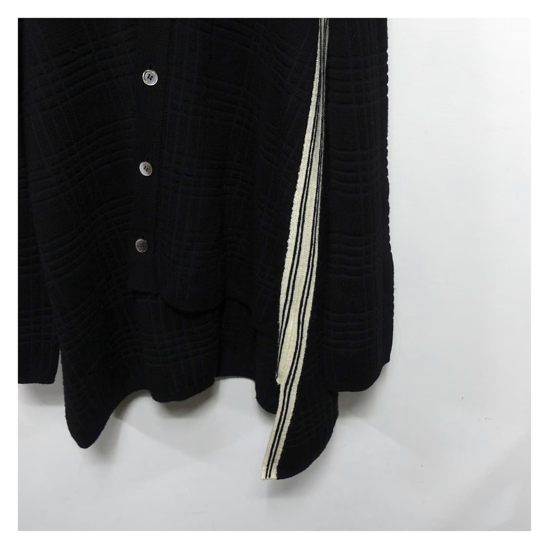 [L]COMMEDESGARCONS HOMME 꼼데가르송옴므 비대칭 가디건 상품이미지7