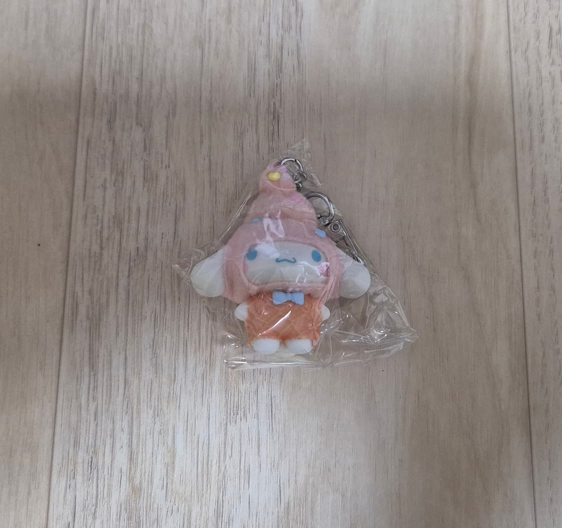 산리오 치비토모 2탄 스위츠 디저트 키링 챰 시나모롤 상품이미지1