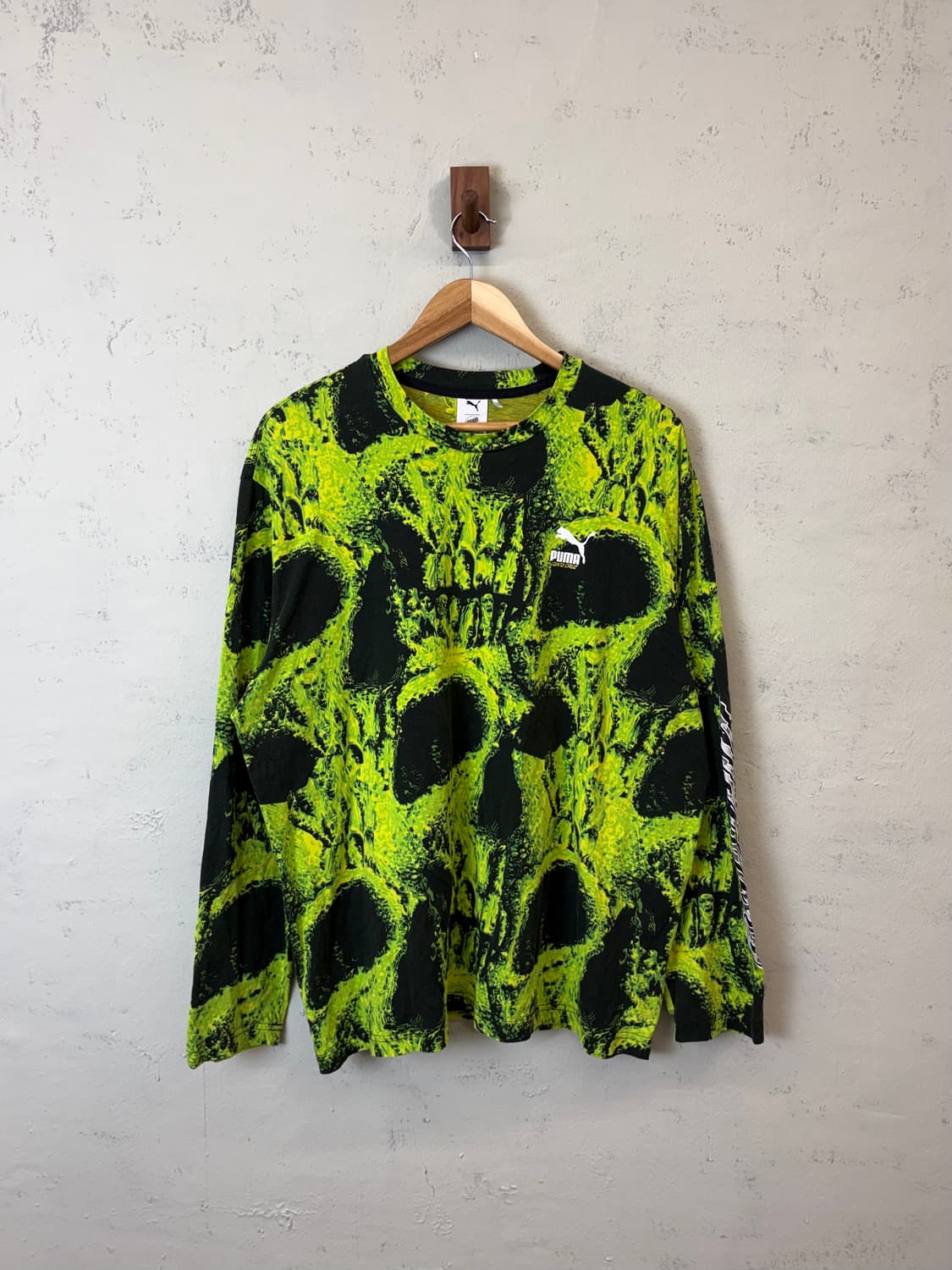 퓨마 산타크루즈 스컬 롱슬리브 상품이미지1