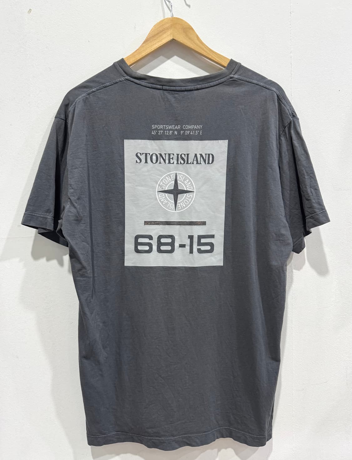 스톤아일랜드 반팔티 XL (차콜) 정품 상품이미지2