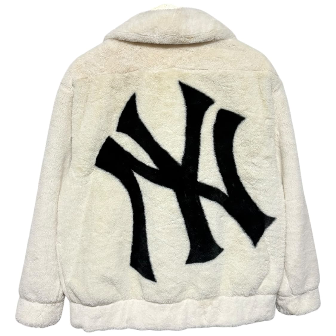 3826 MLB 아이보리 에코퍼 양키즈 뉴에라 빅로고 퍼자켓 상품이미지3