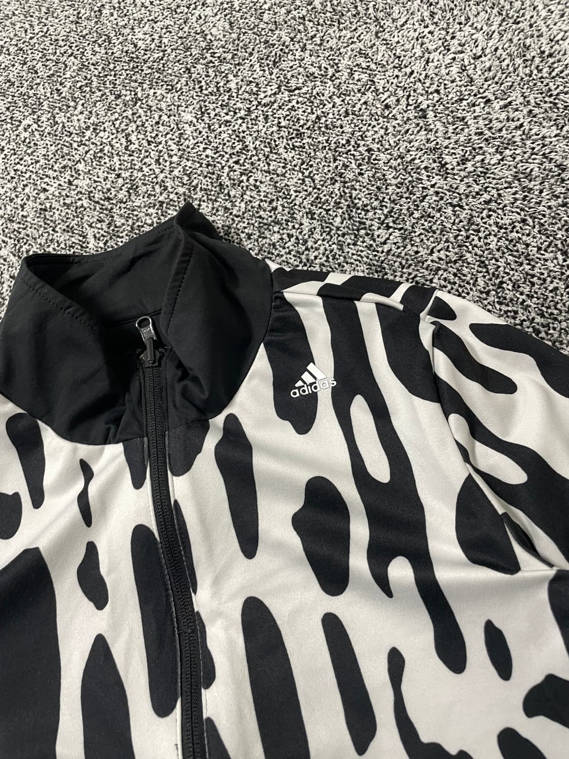 빈티지9. 아디다스 밀크카우 그래픽 리버시블 트랙탑 져지 점퍼 자켓 상품이미지2