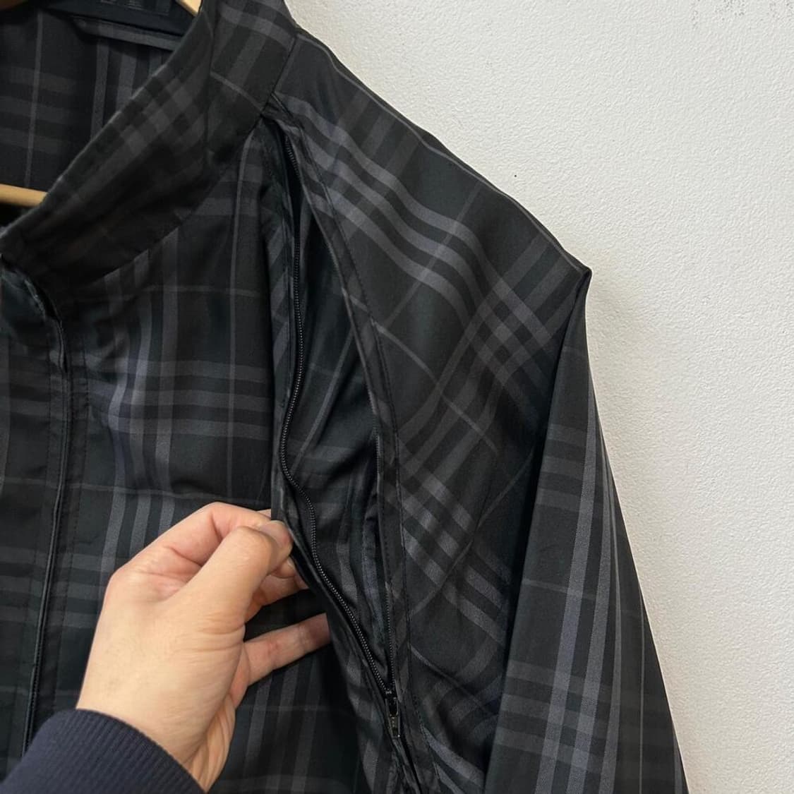 10859 - 버버리 골프 블랙 노바체크 자켓 상품이미지4
