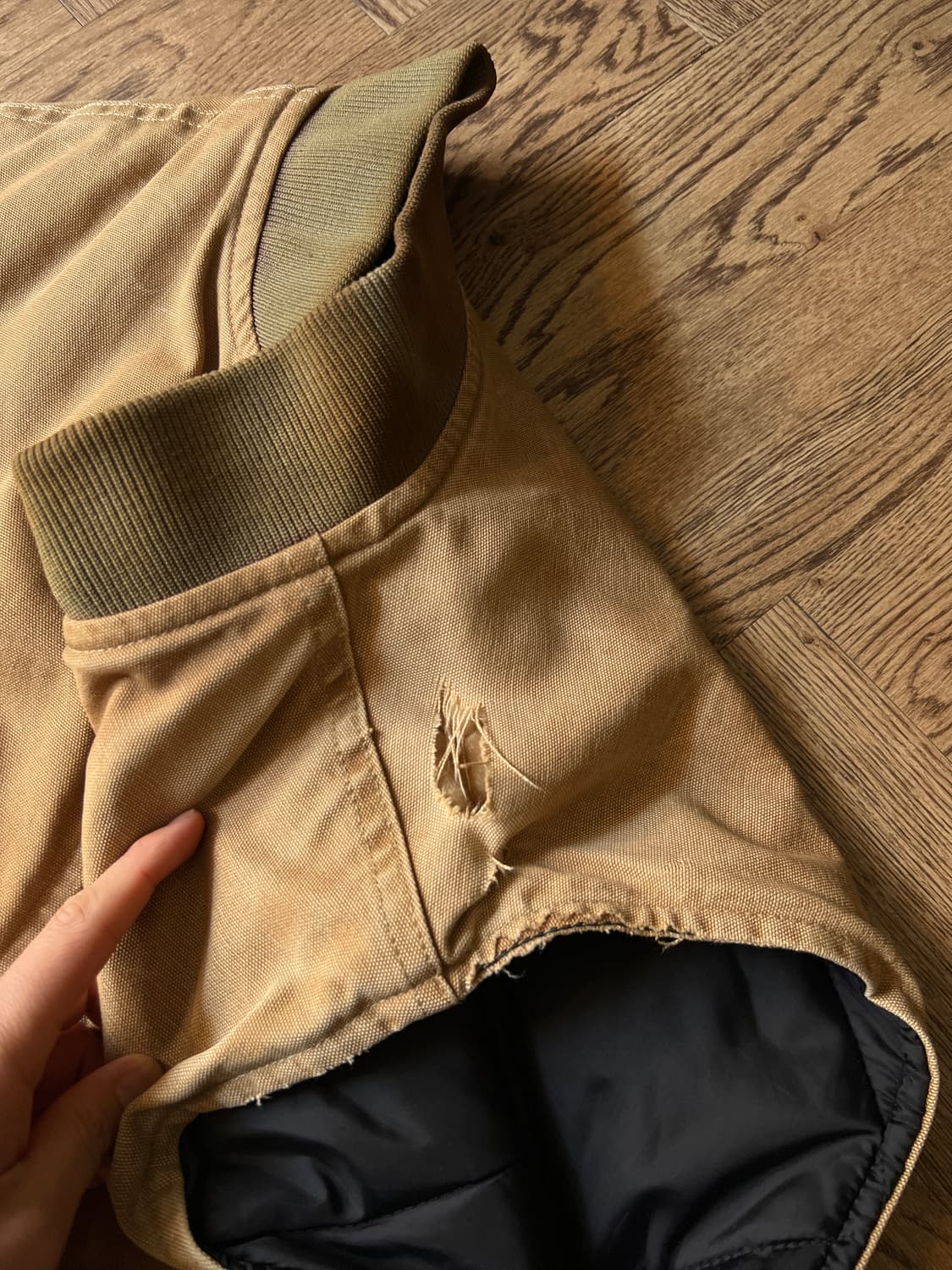 [3XL]칼하트 USA 빈티지 데미지드 브라운 워크 베스트 상품이미지3