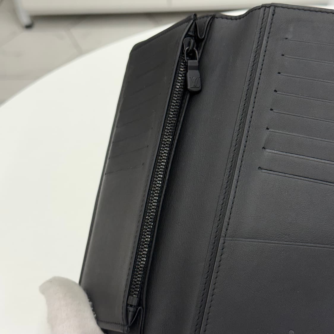 [OS] 루이비통 쉐도우 브라짜 월릿 장지갑 상품이미지9
