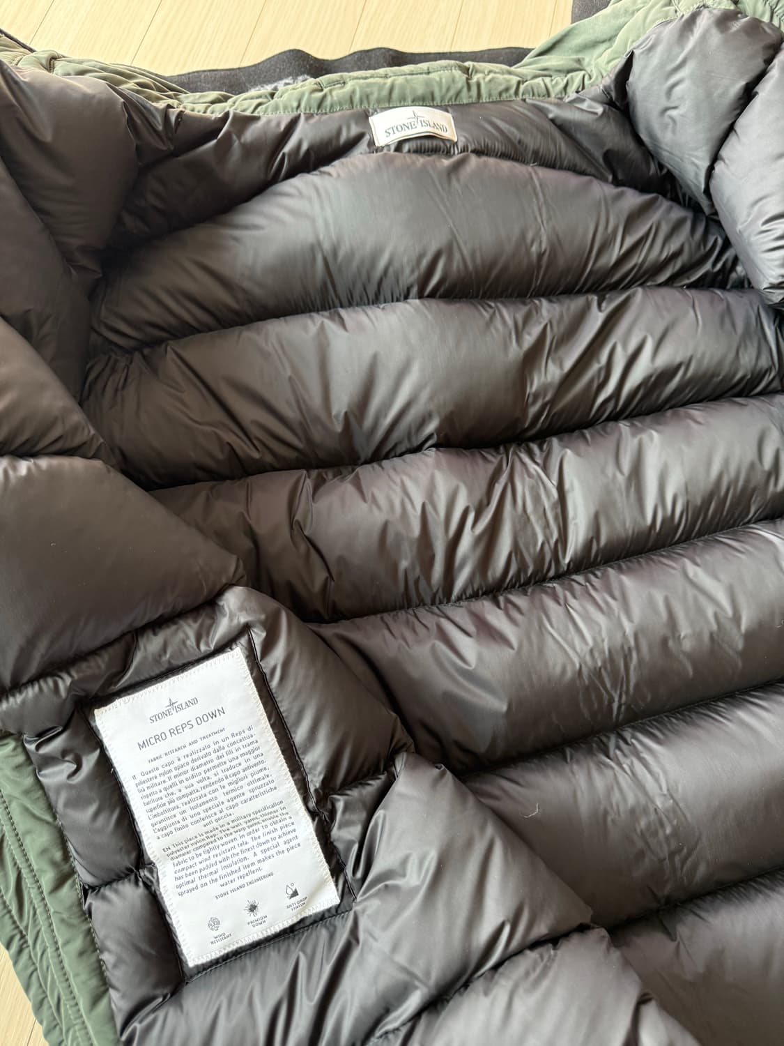 스톤아일랜드 마이크로 랩스 다운 파카 20fw 상품이미지3