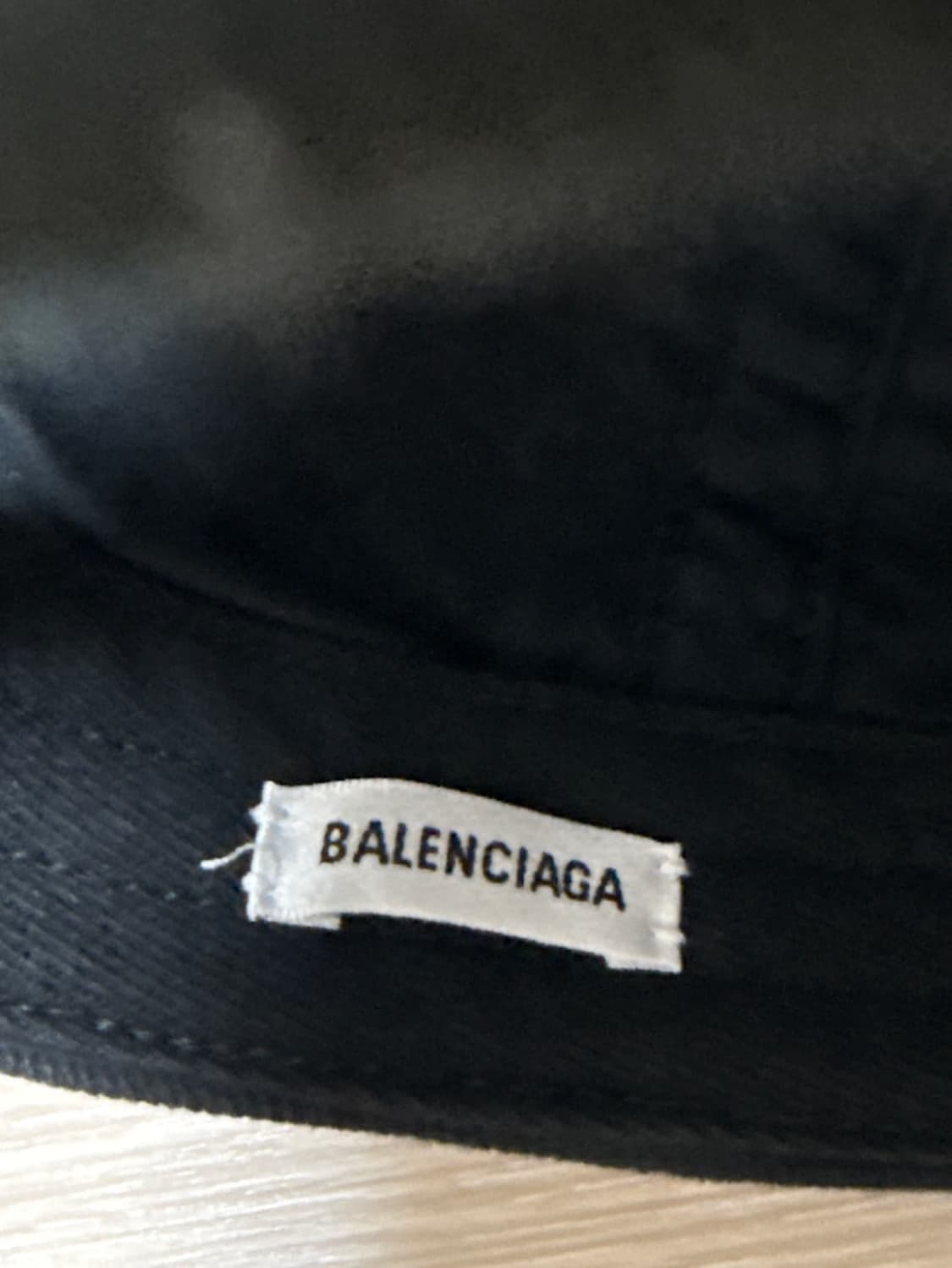 19FW 발렌시아가 파리 로고 자수 볼캡 상품이미지5