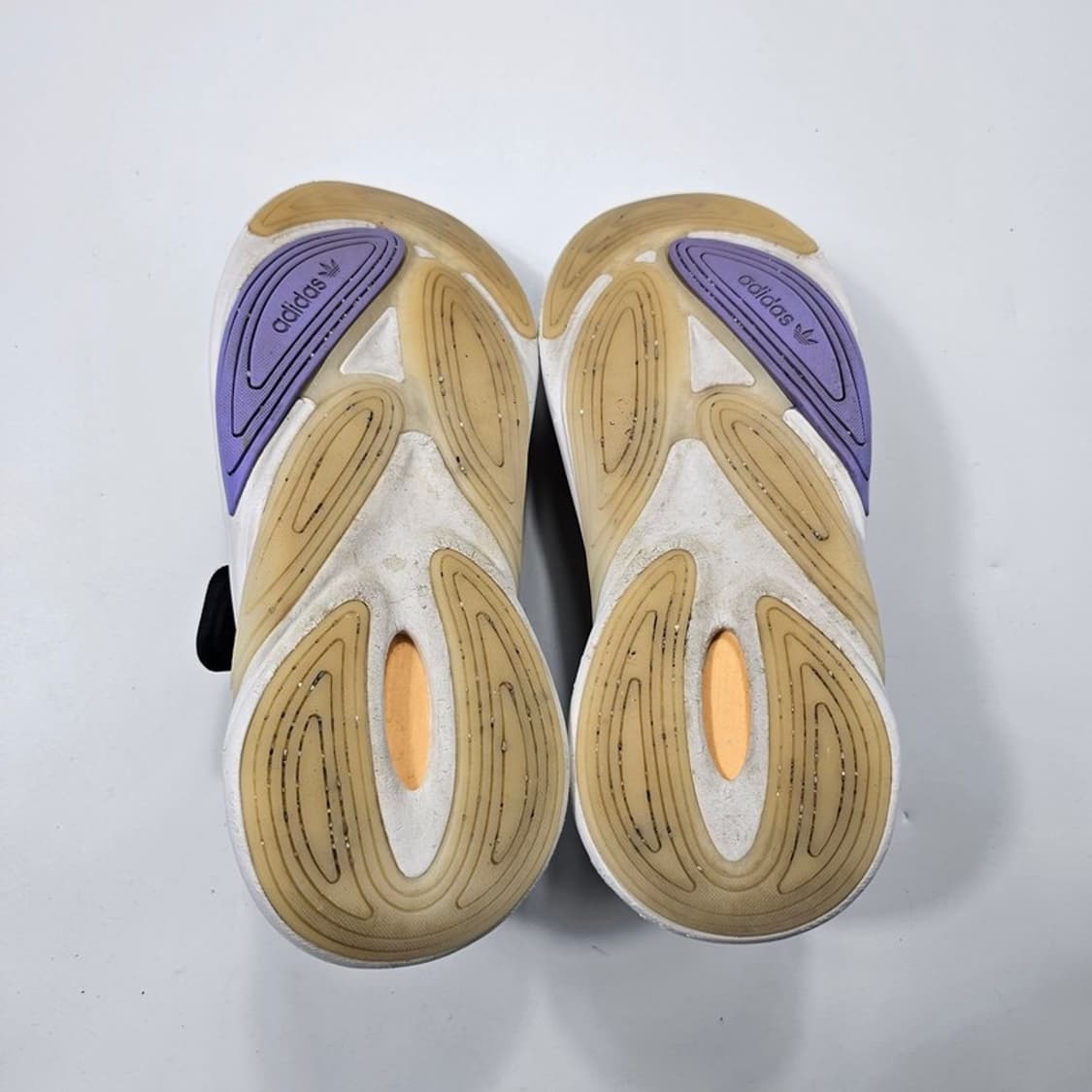 아디다스 오젤리아 스트랩 240 상품이미지6