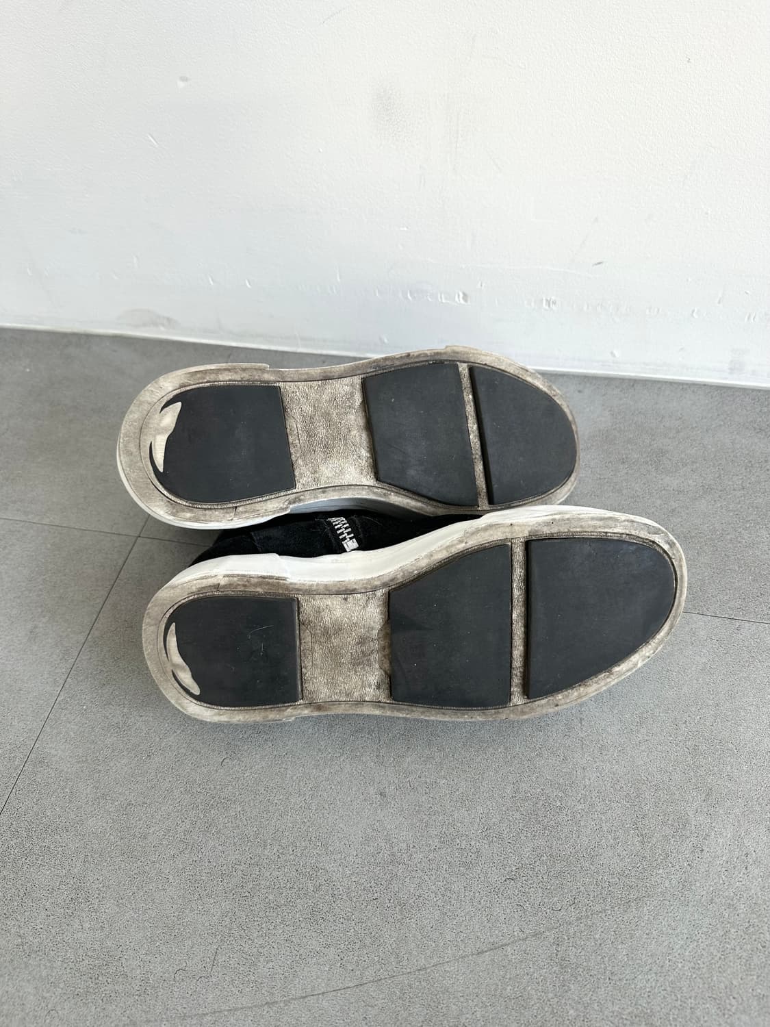 율리우스 17AW 스웨이드 하이컷 집업 부츠 상품이미지8