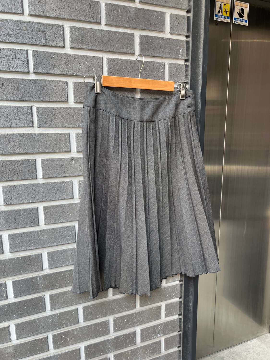 Theoria 플리츠 스커트 그레이 상품이미지1