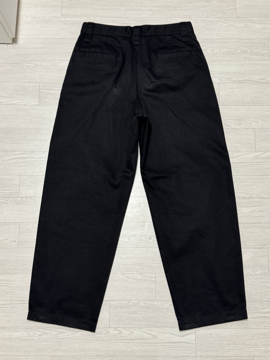 유니클로U 와이드핏 치노팬츠 블랙 76 상품이미지5