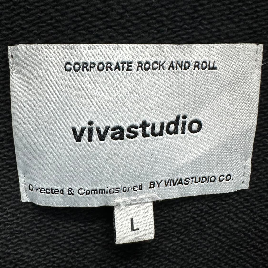 100 비바스튜디오 남자 루즈핏 맨투맨 상품이미지3