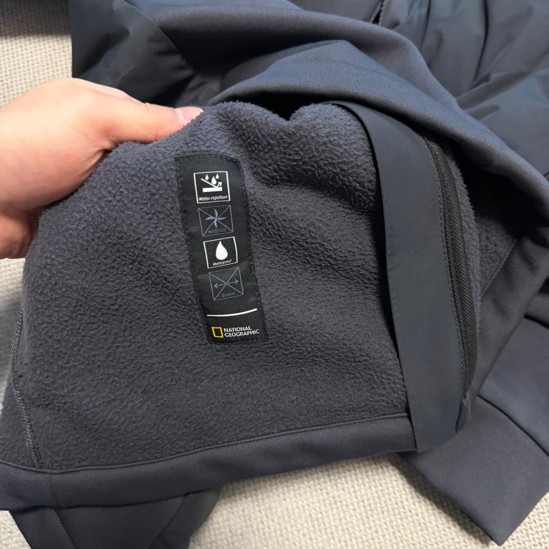 내셔널지오그래픽 퀄팅 쉘 경량패딩 상품이미지4