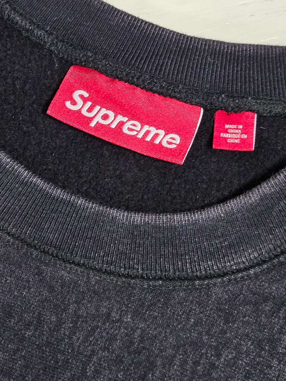 [M] 슈프림 워시드 박스로고 크루넥 블랙 상품이미지3