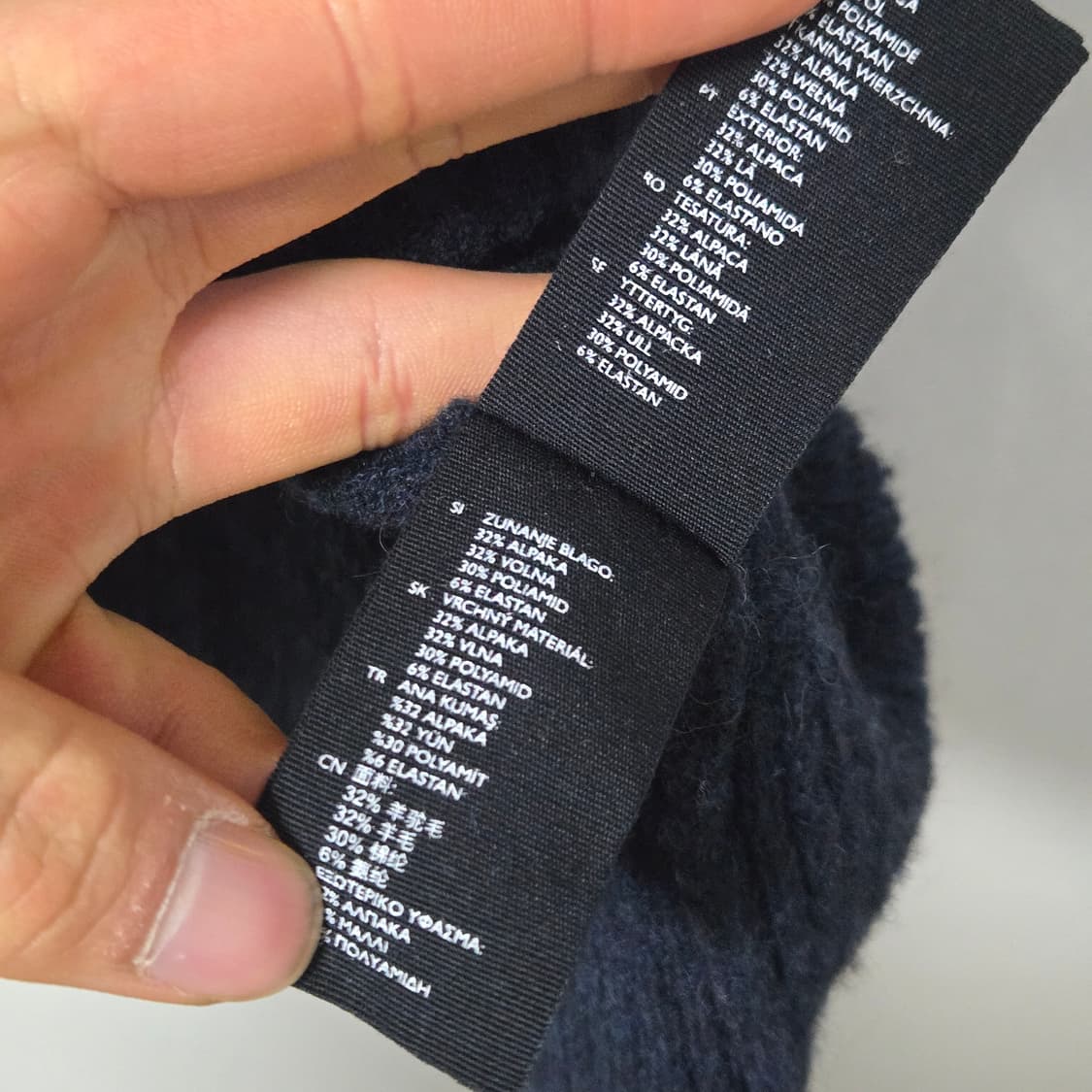 코스 다크네이비 알파카 니트  상품이미지4