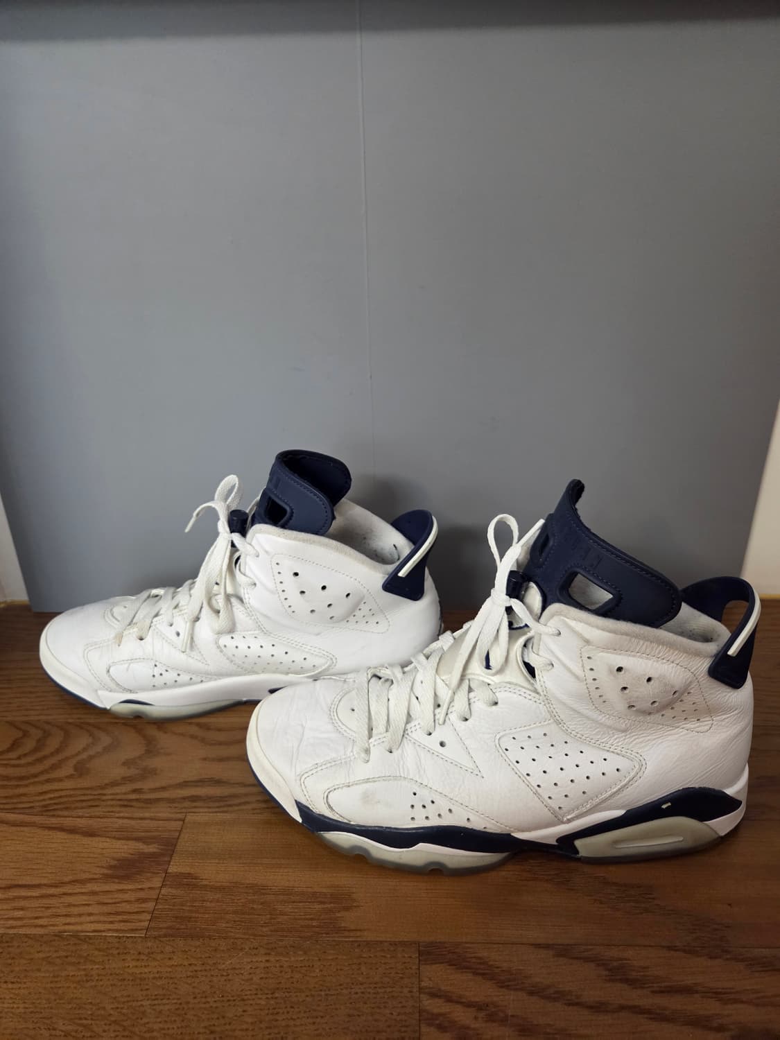 (275) 나이키 에어조던6 미드나잇 네이비
농구화 상품이미지3