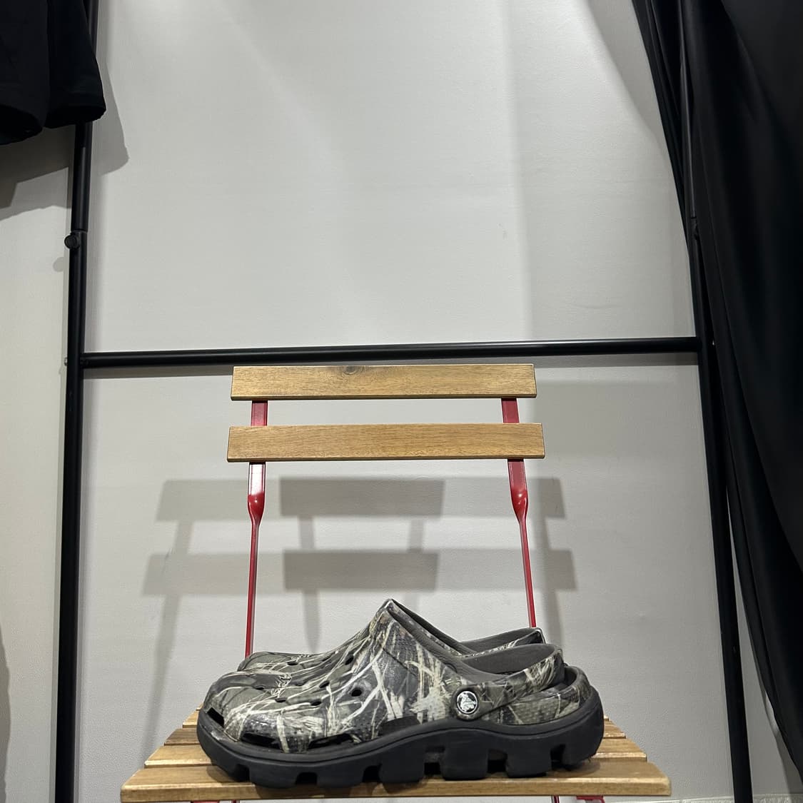 M10) 280 크록스 샌들 남성 남자 터레인 클로그 카모 리얼트리 상품이미지3