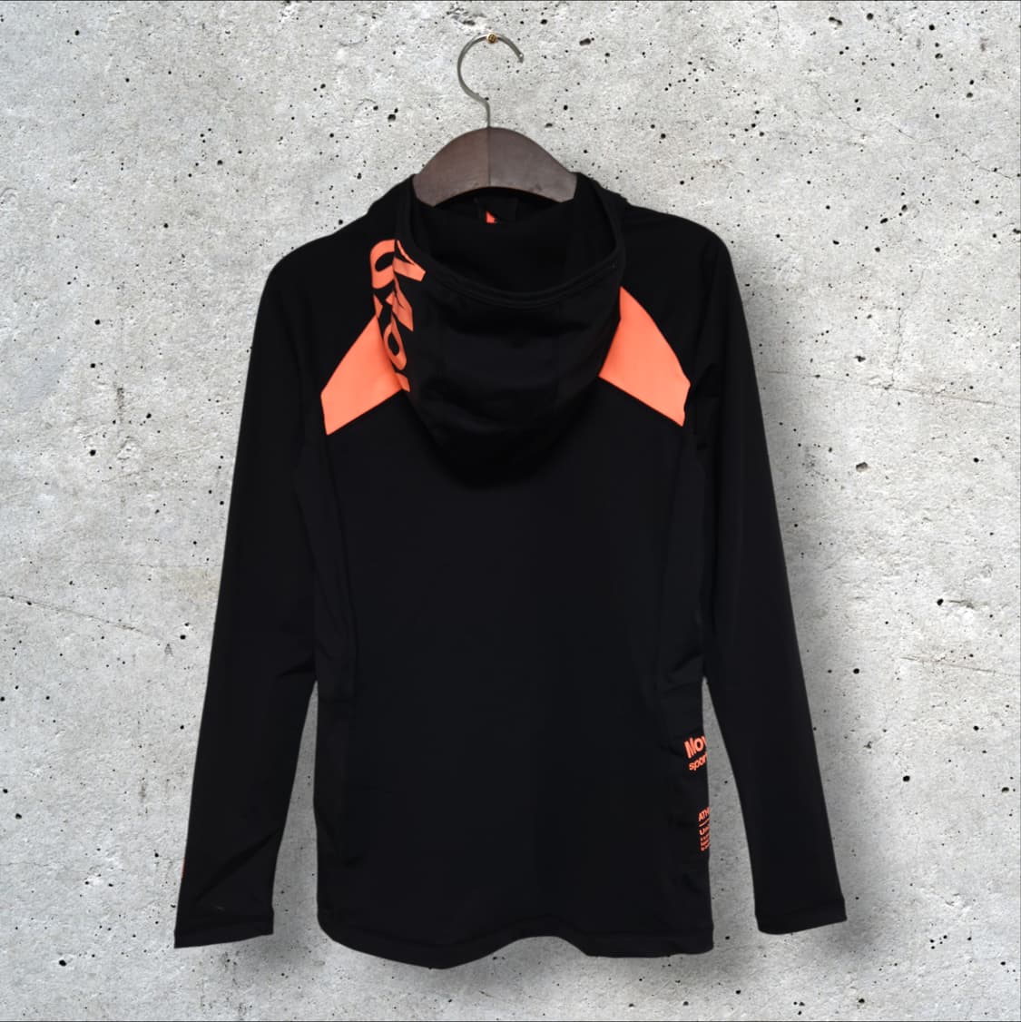 데상트 래쉬가드 (85/XS) 상품이미지4