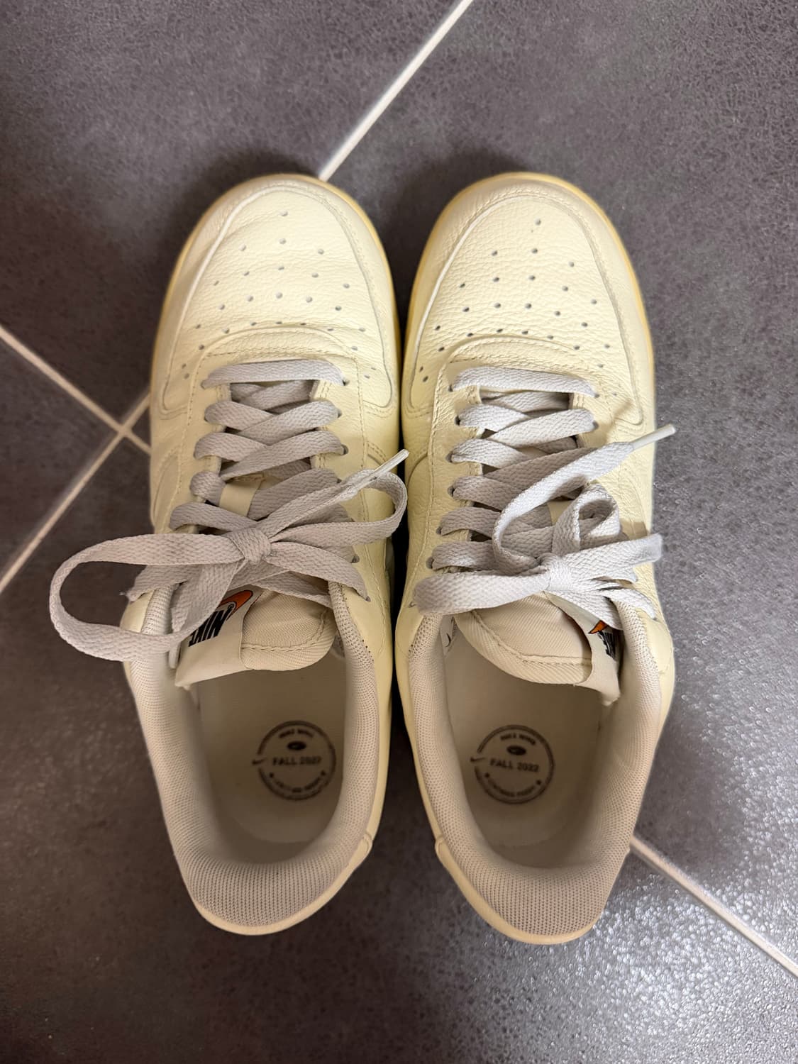 나이키 에어포스 240 상품이미지2