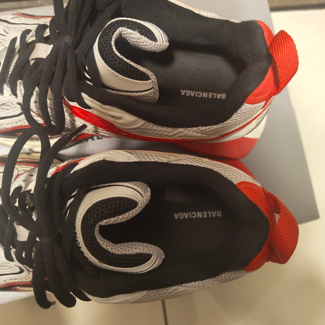 발렌시아가 엑스팬더 41 상품이미지7