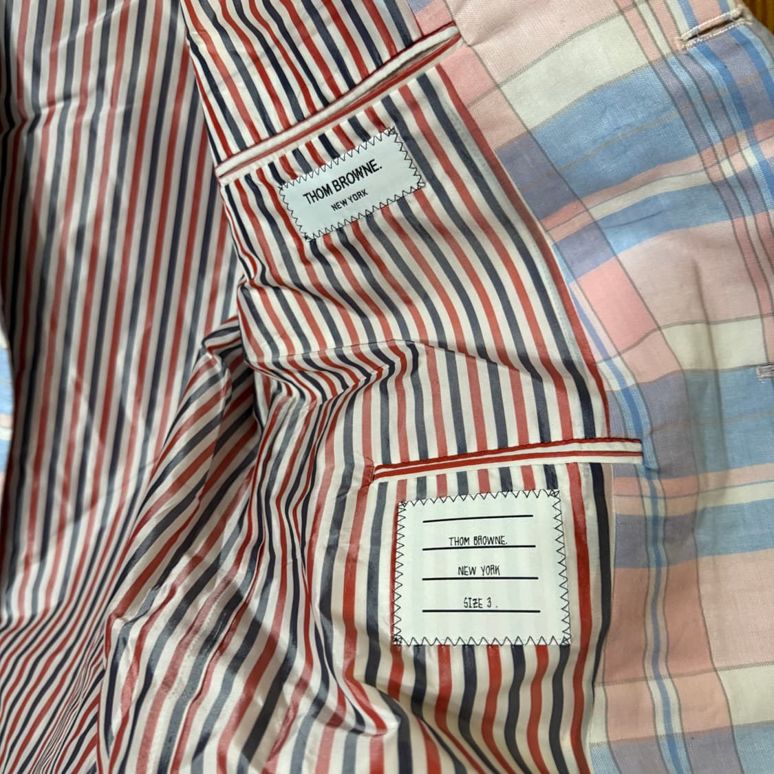 톰브라운 23F/w 수트(정장) 판매 합니다.  상품이미지6