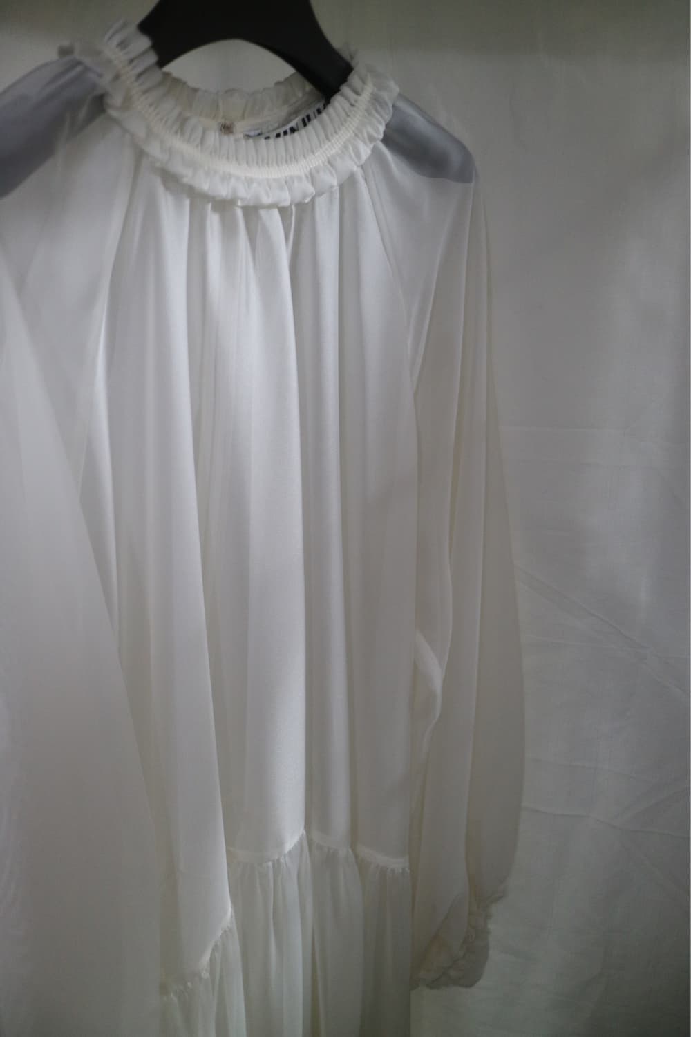 민주킴 Oversized Ruffled Tiered Dress 상품이미지3