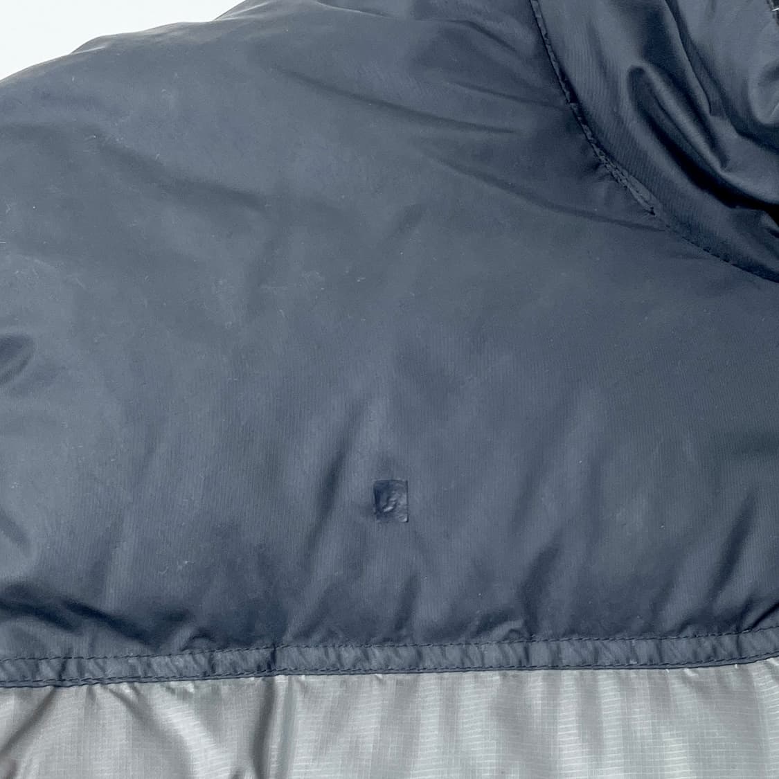 [중고] 노스페이스 700 구스다운 패딩 그레이 95 상품이미지4