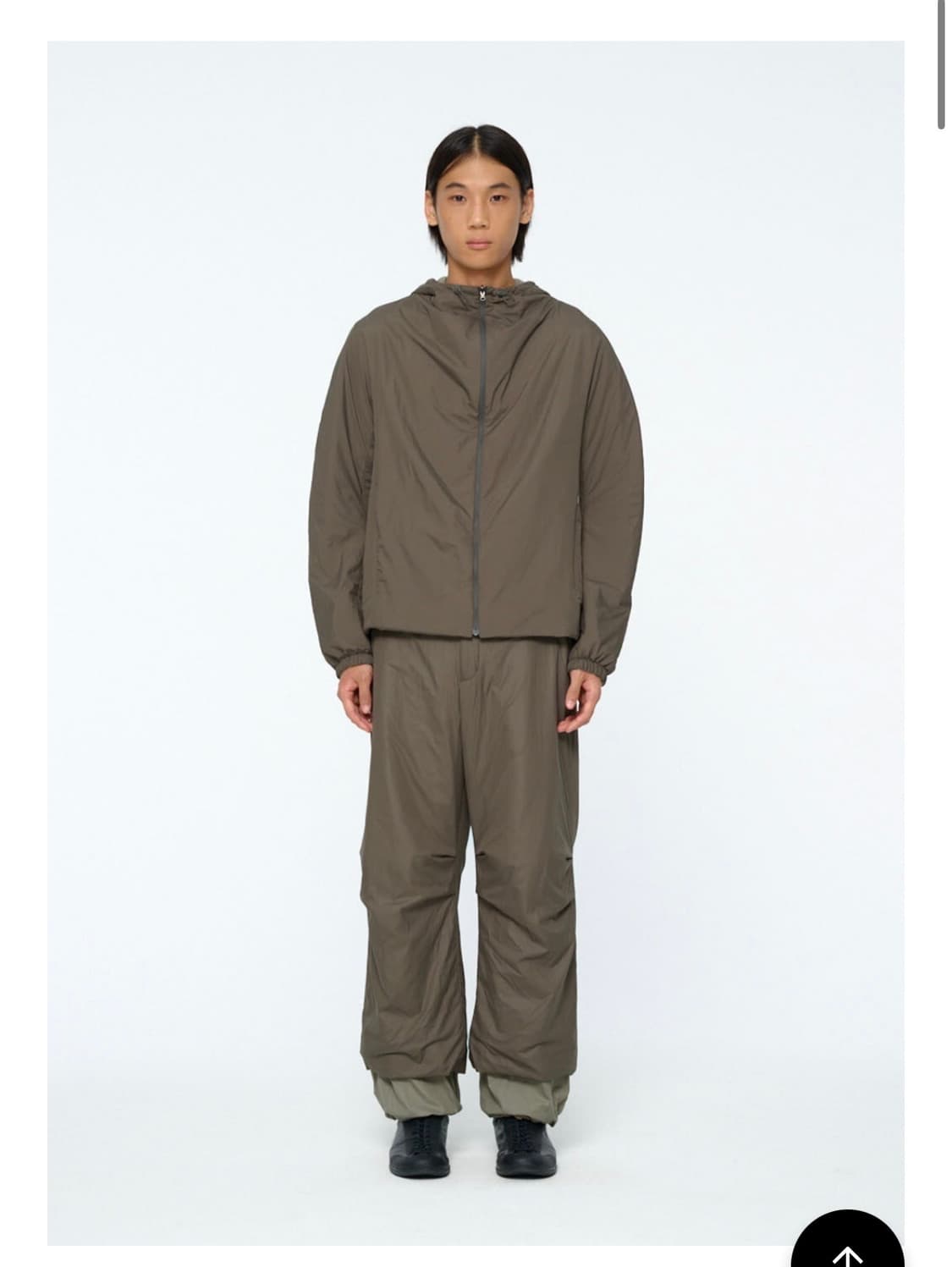 amomento 25fw padded reversible jumper M 상품이미지6