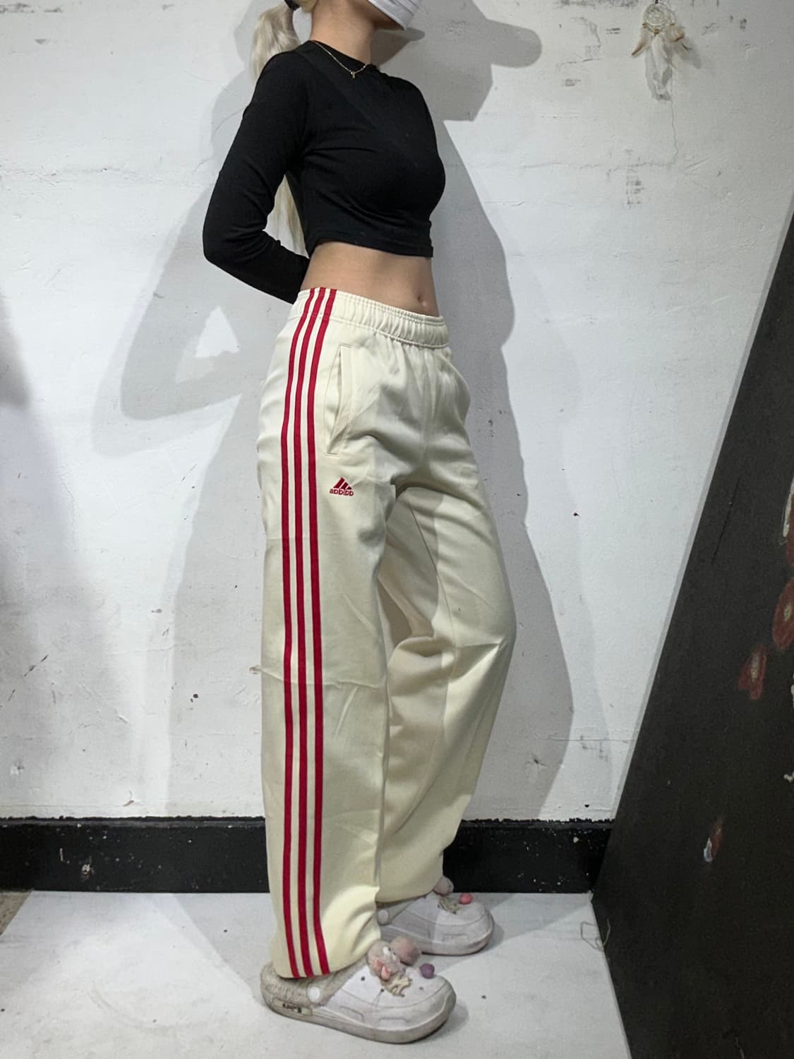 아디다스 크림 베이지 레드 삼선 와이드 트레이닝 바지 추리닝 팬츠 XS 상품이미지1