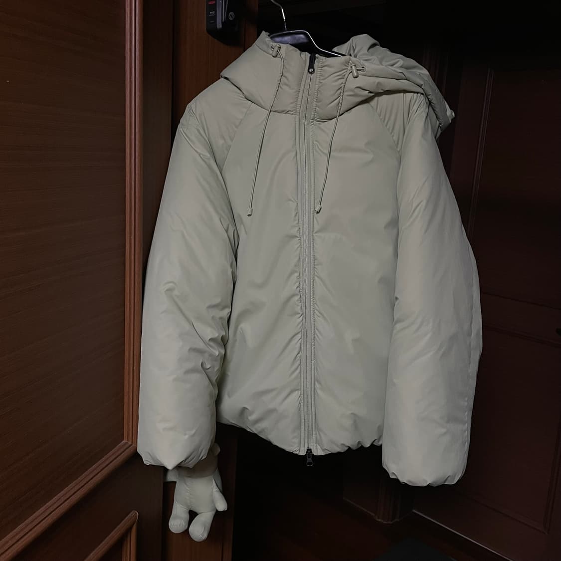 피지컬 에듀케이션 디파트먼트 베어 키링 푸퍼 패딩 S_카키 상품이미지4