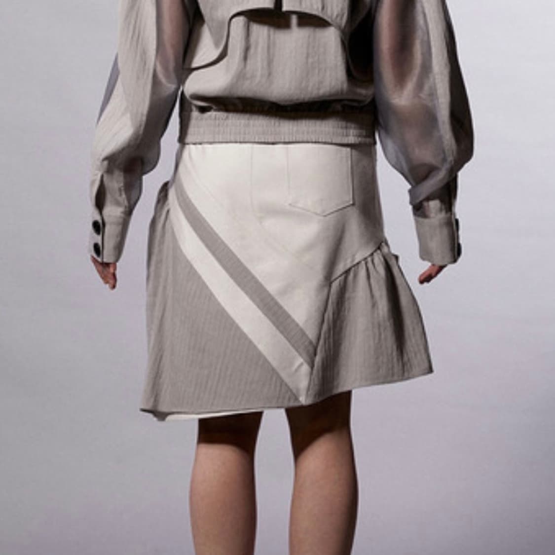 ODLYWORKSHOP Grey Asymmetric Wrap Skirt 상품이미지3