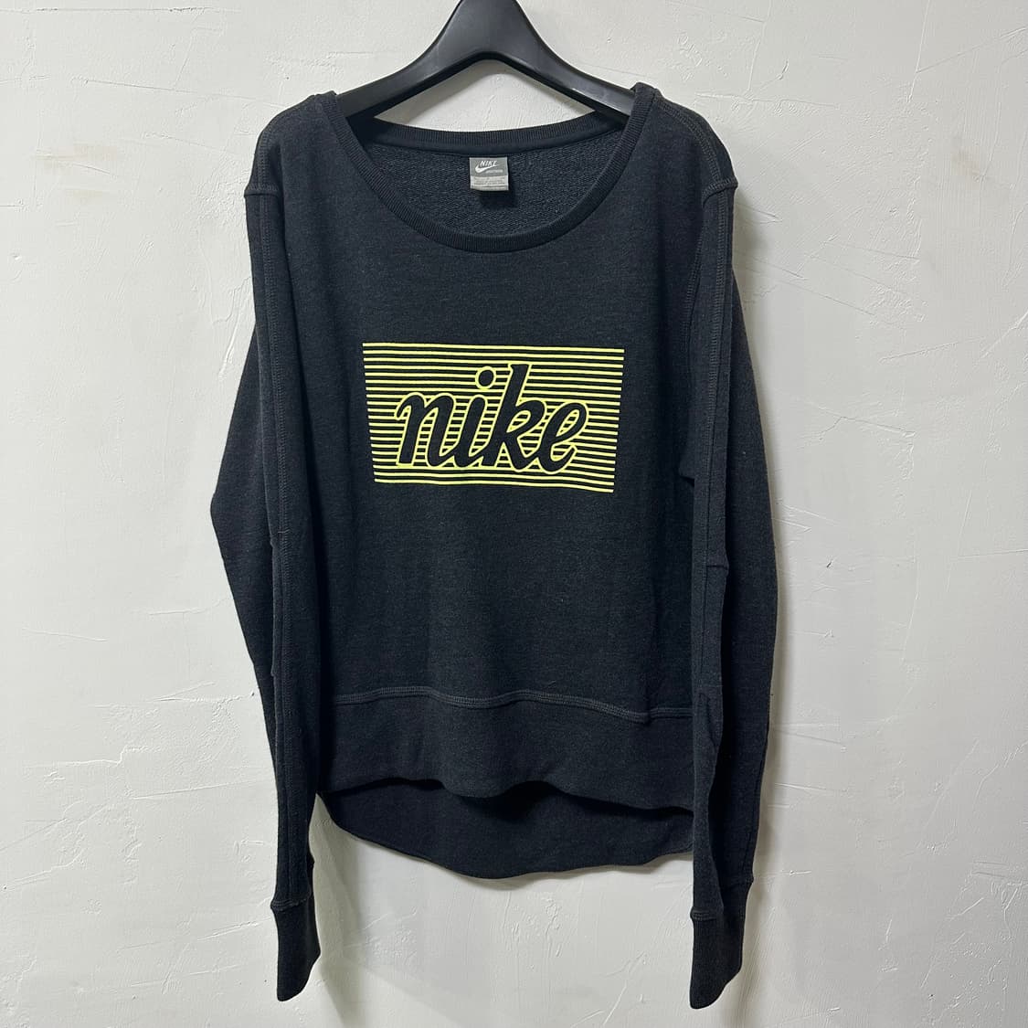 (S) 나이키 블랙 맨투맨 상품이미지1