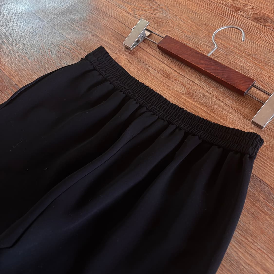 DKNY 블랙 밴딩 팬츠 25 26 단아한 실루엣 슬랙스 정장 바지 상품이미지4