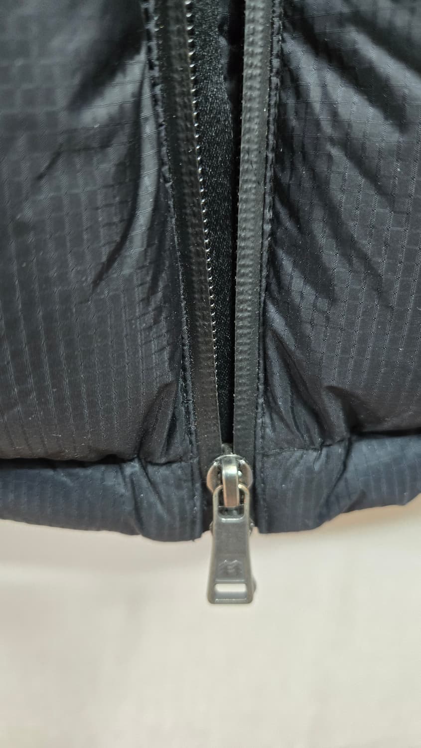 코오롱 라지- 40주년 3D 패딩 블랙 상품이미지4