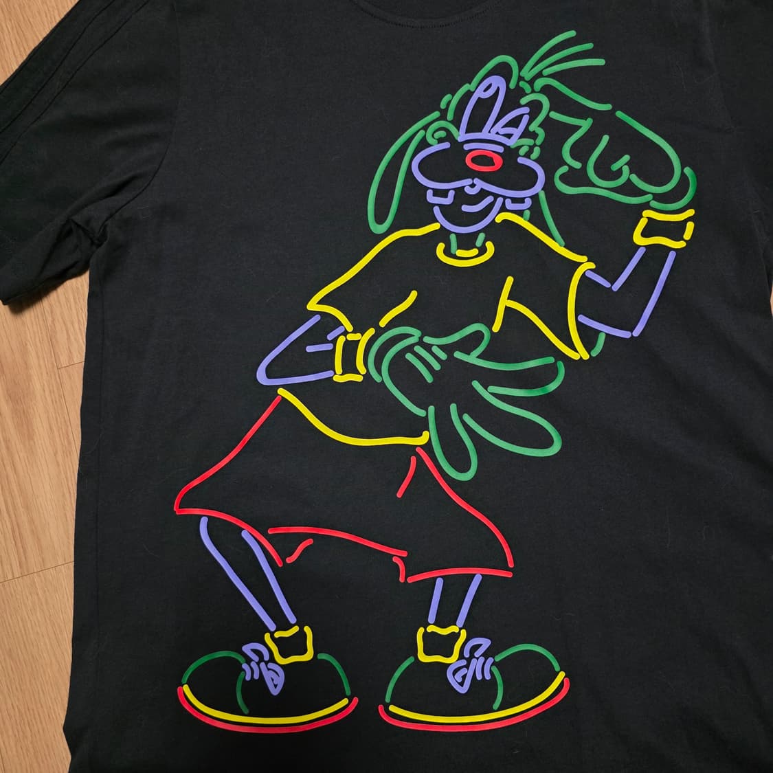 S) 아디다스 오리지널 디즈니 콜라보 네온 그래픽 구피 반팔 상품이미지2