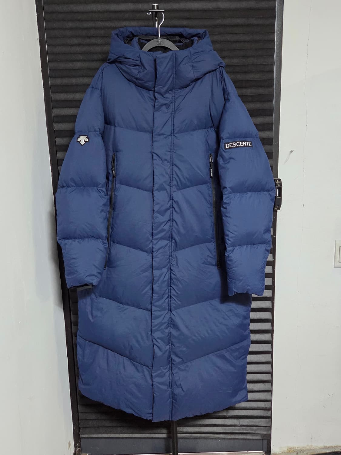 (정품) [데상트] 구스다운 롱패딩 판매합니다. 상품이미지1
