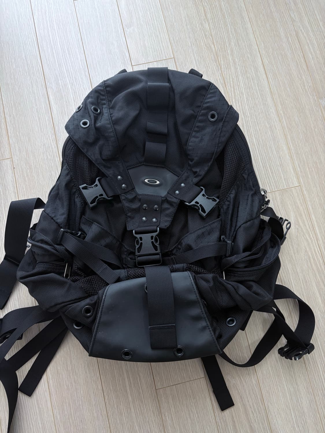 오클리 3.0 아이콘 블랙 백팩 상품이미지1