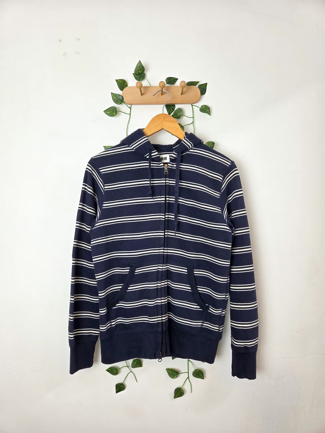 스트라이프 패턴 후드집업 상품이미지1