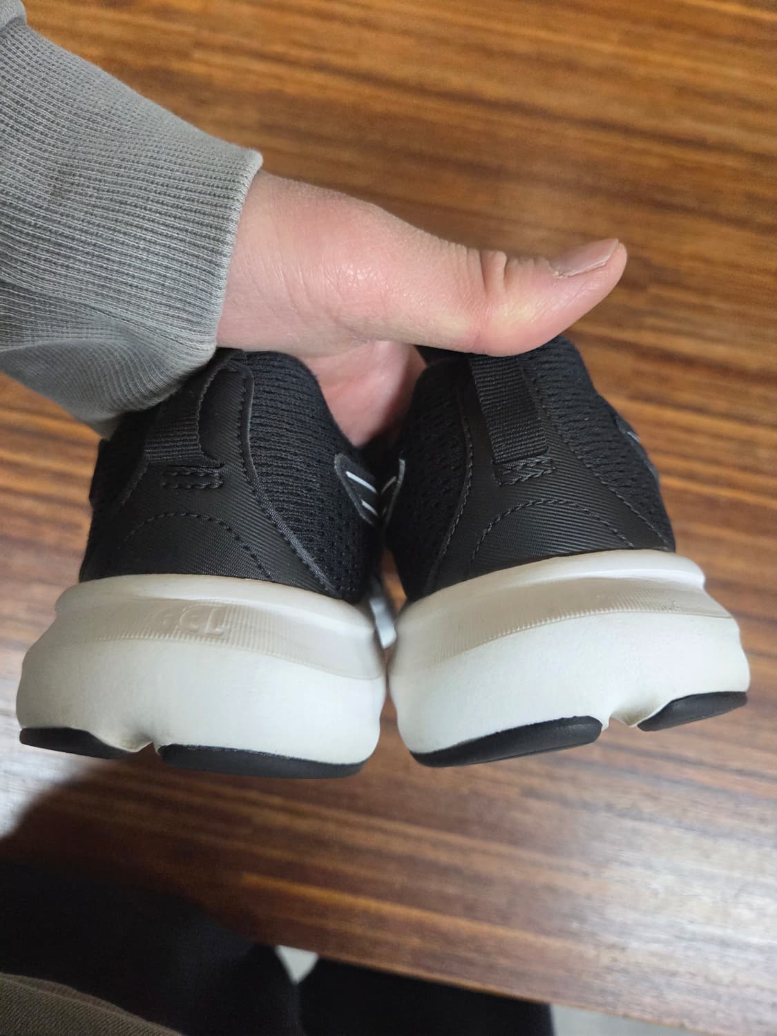 아식스 젤 컨텐드 9 러닝화 255 상품이미지5