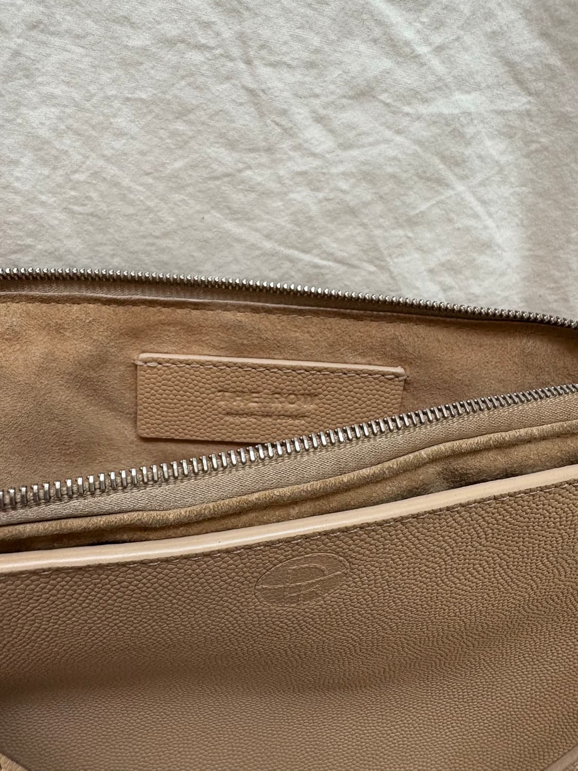 Therow 더로우 크로스백 베이지 상품이미지9