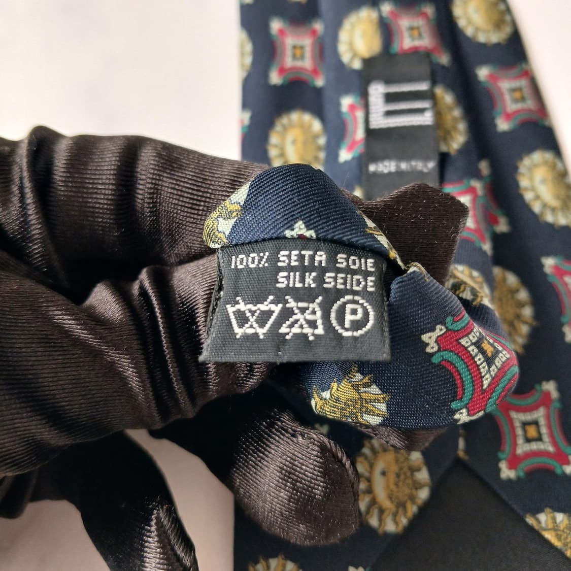 던힐 실크 네이비 태양 패턴 넥타이 9cm A+등급 E940 상품이미지8