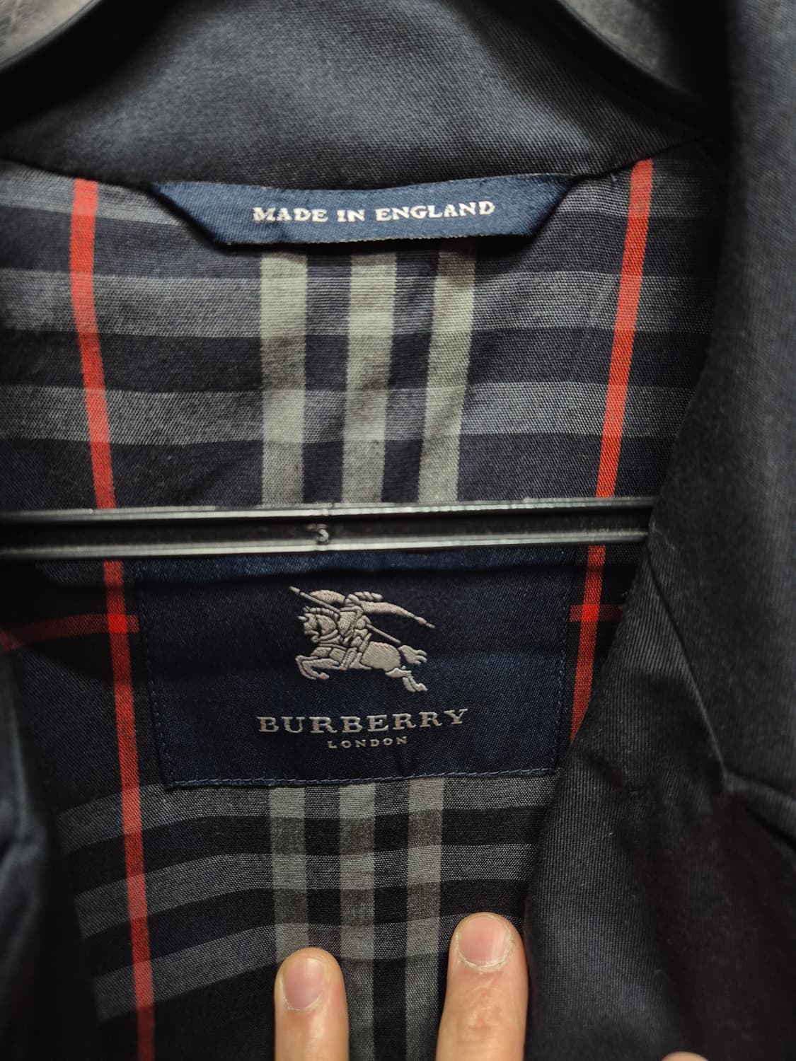 버버리 네이비 여성 트렌치코트 상품이미지4