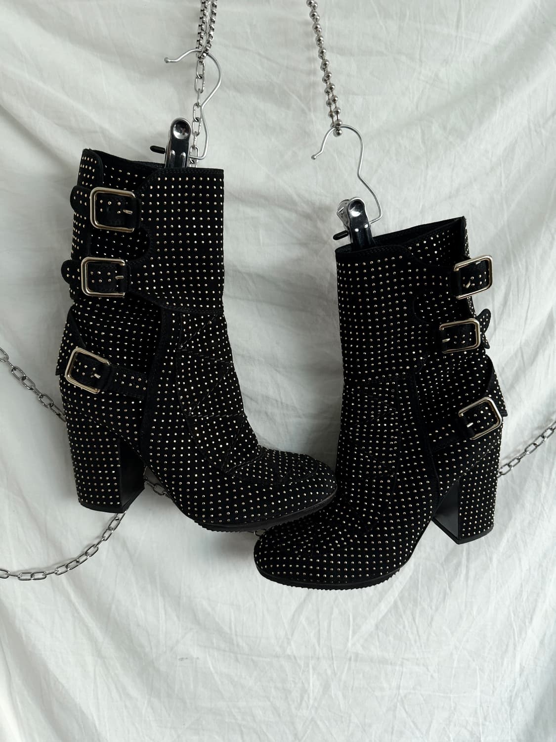 laurence decade 스웨이드 3버클 스터드 부츠 상품이미지1