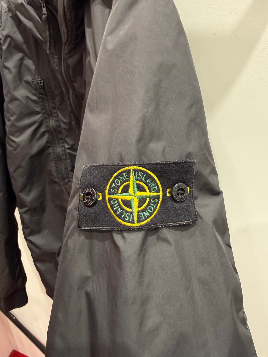 스톤 아일랜드 크링클랩스 패딩 상품이미지4